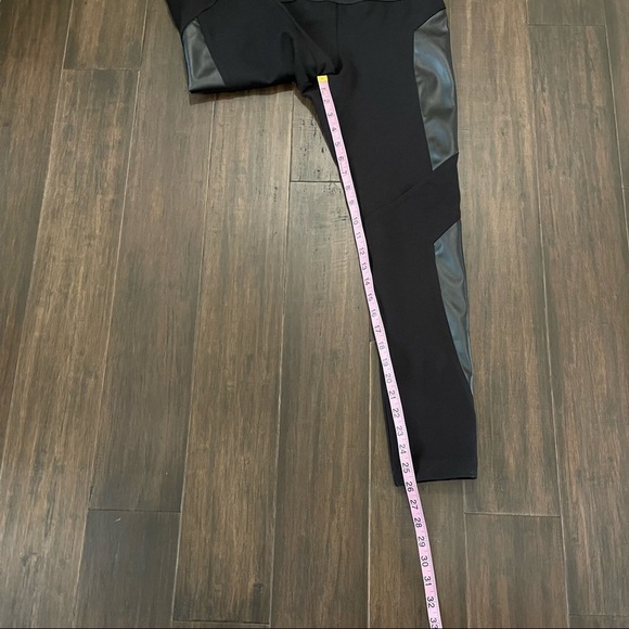 ANDRE BADI BLACK PANTS FAUX LEATHER DETAIL SIZE 28 - Picture 5 of 5